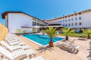 Гостиница Hotel Chernomorets  Черноморец